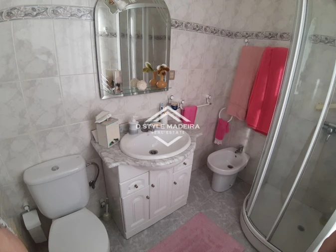 Moradia T3 para Venda em Funchal (Santa Luzia) Foto 9