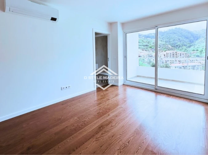 Apartamento T2 para Venda em Caniço Foto 13