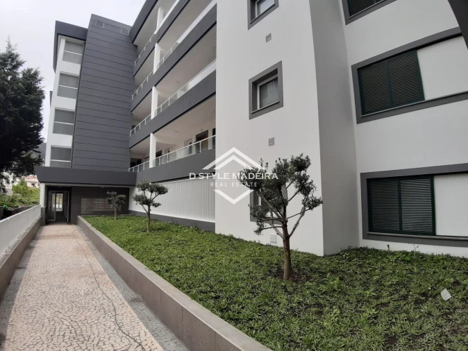 Apartamento T2 para Venda em Caniço Foto 38
