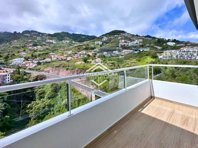 Apartamento T2 para Venda em Caniço Foto 17