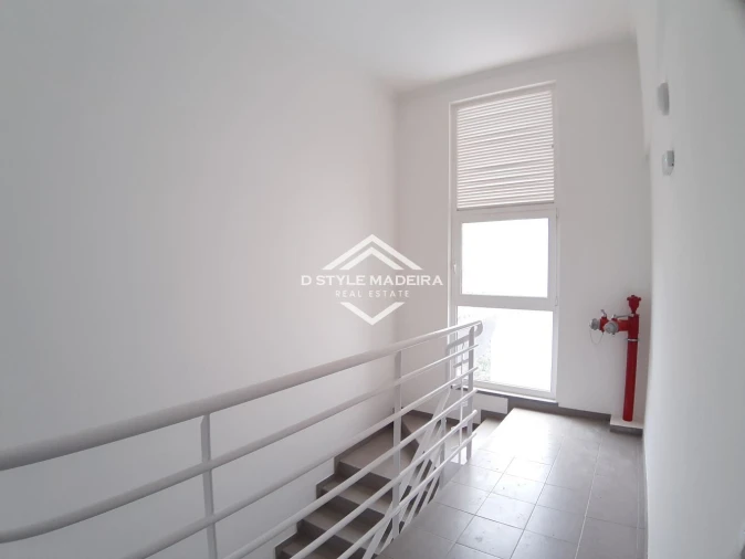 Apartamento T2 para Venda em Caniço Foto 23
