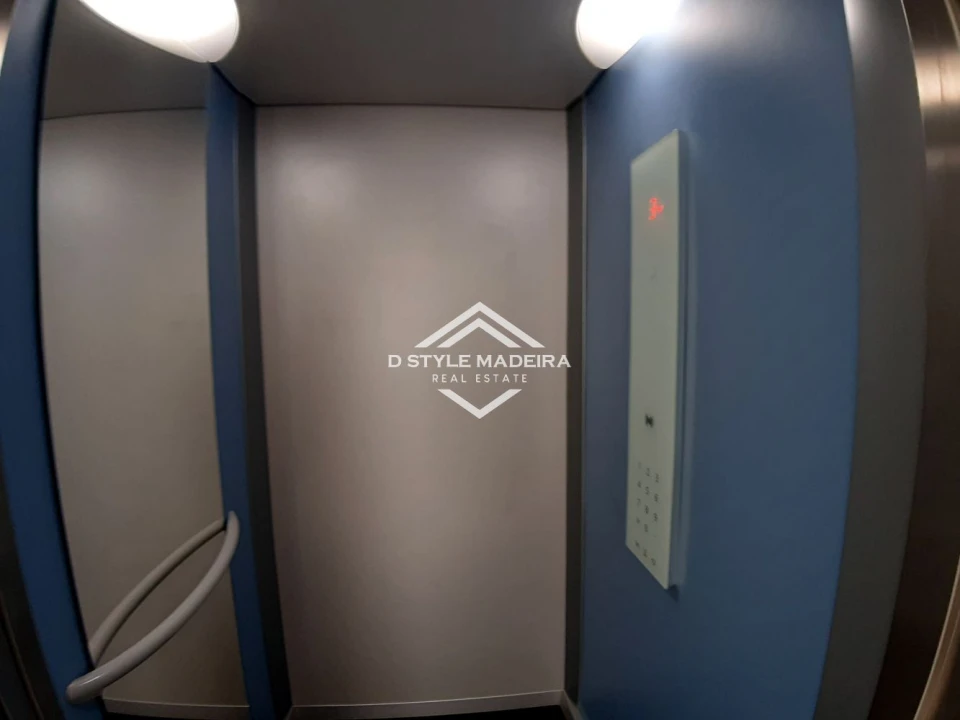 Apartamento T2 para Venda em Caniço Foto 25