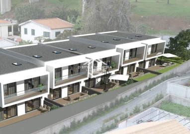Moradia T3 para Venda em São Martinho
