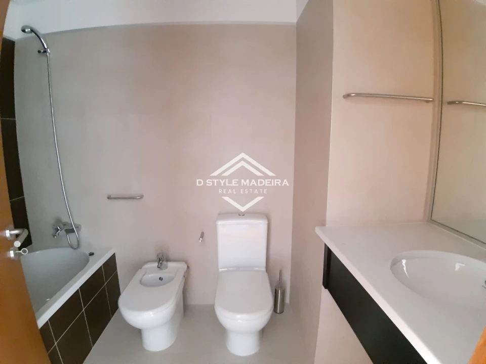 Apartamento T3 para Venda em São Martinho Foto 14