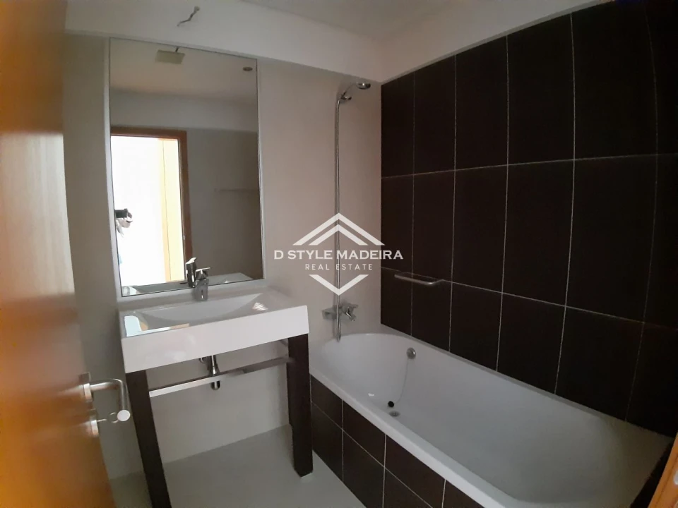 Apartamento T3 para Venda em São Martinho Foto 17