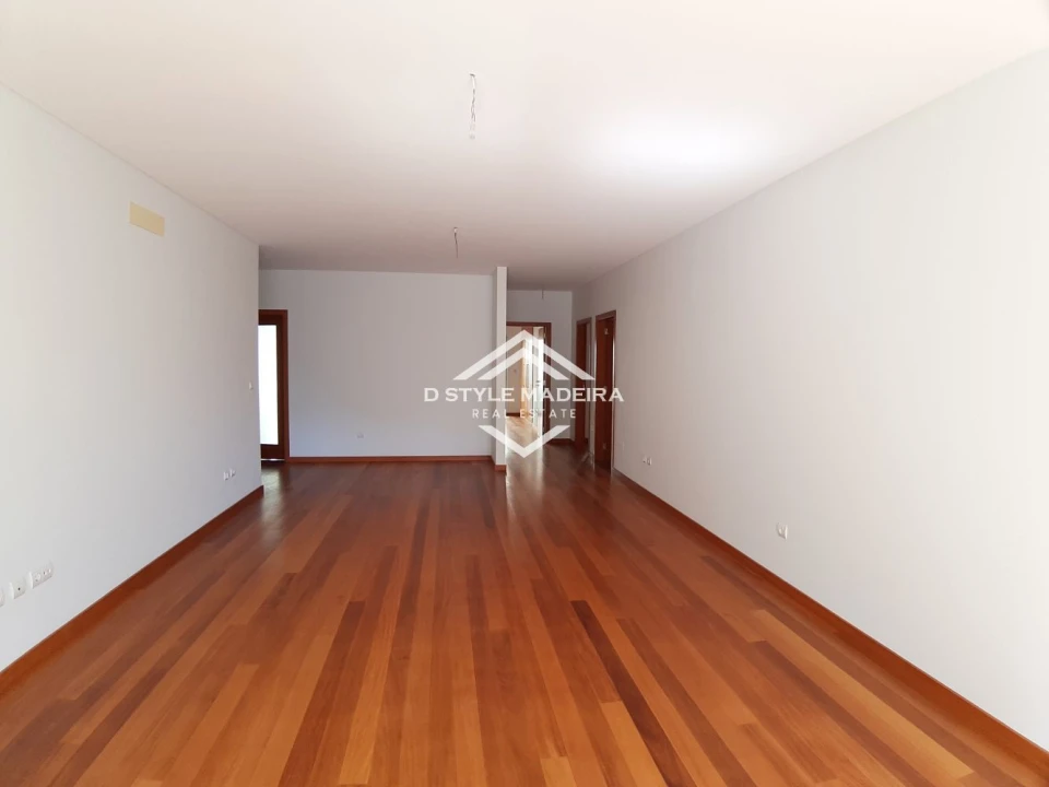 Apartamento T3 para Venda em São Martinho Foto 3