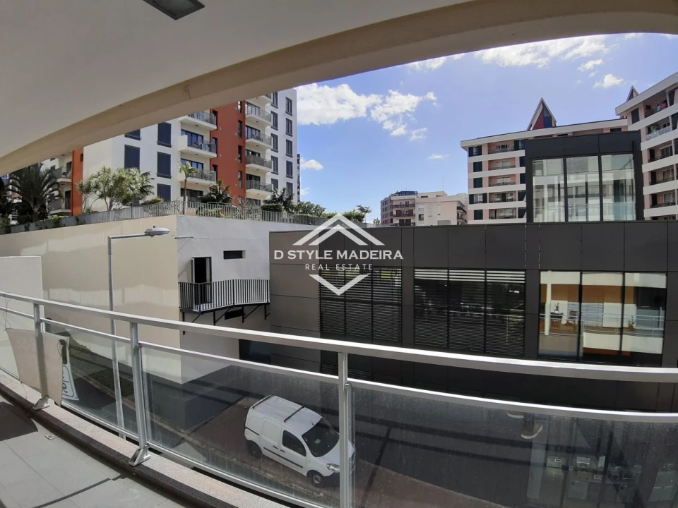 Apartamento T3 para Venda em São Martinho Foto 18