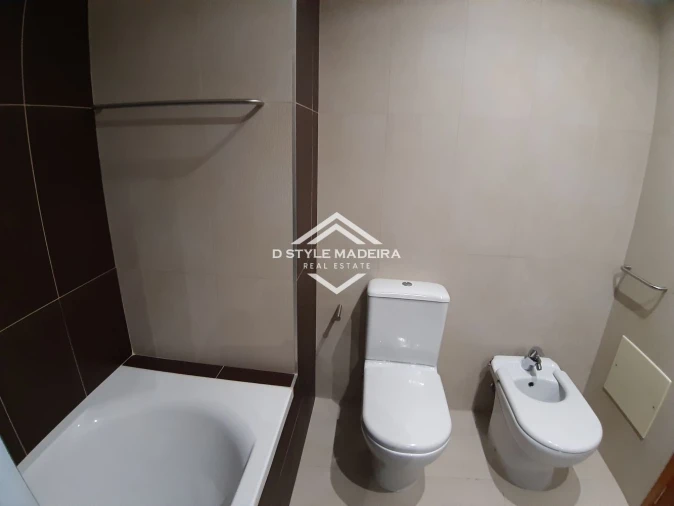 Apartamento T3 para Venda em São Martinho Foto 26