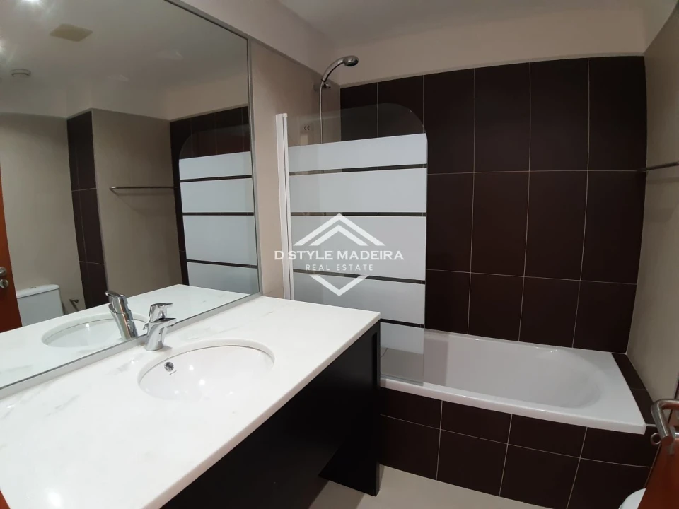 Apartamento T3 para Venda em São Martinho Foto 25