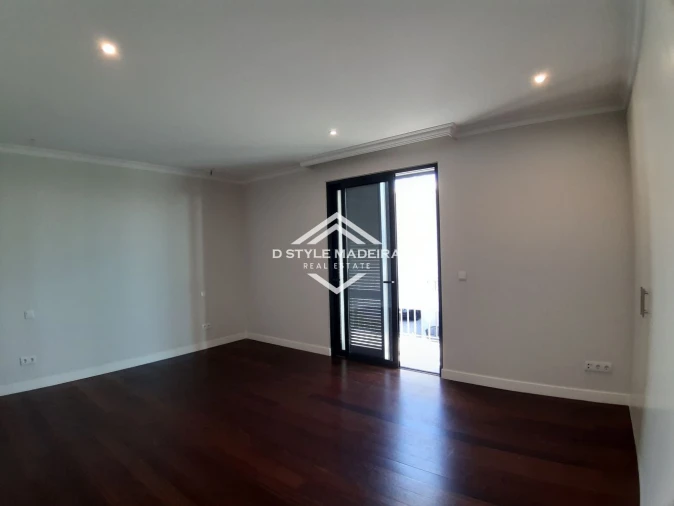 Moradia T3 para Venda em São Martinho Foto 46