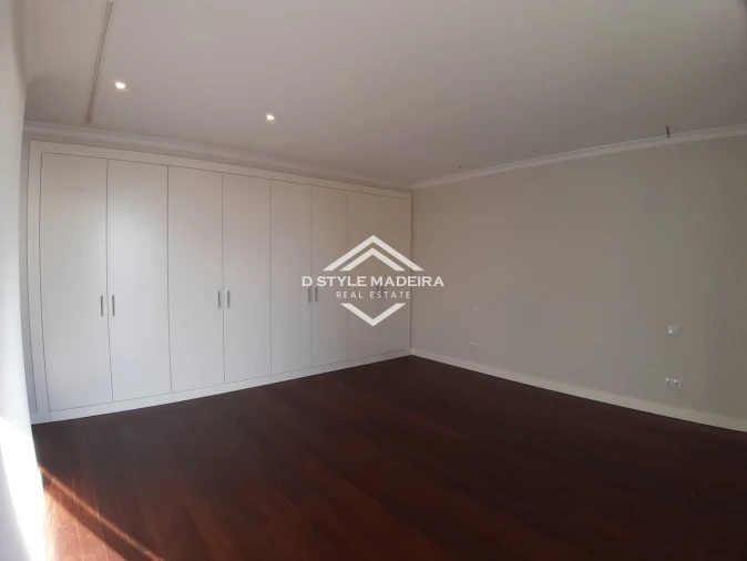 Moradia T3 para Venda em São Martinho Foto 32