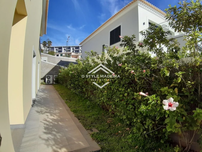 Moradia T3 para Venda em São Martinho Foto 22