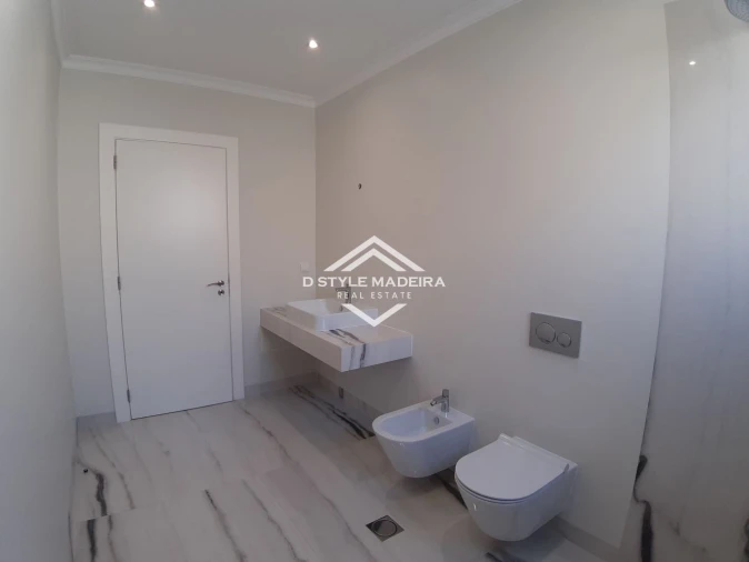 Moradia T3 para Venda em São Martinho Foto 45