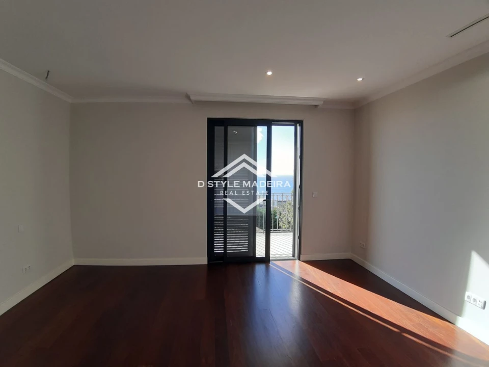 Moradia T3 para Venda em São Martinho Foto 36