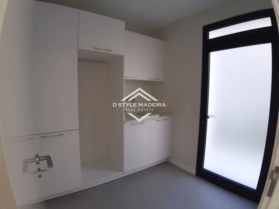 Moradia T3 para Venda em São Martinho Foto 17