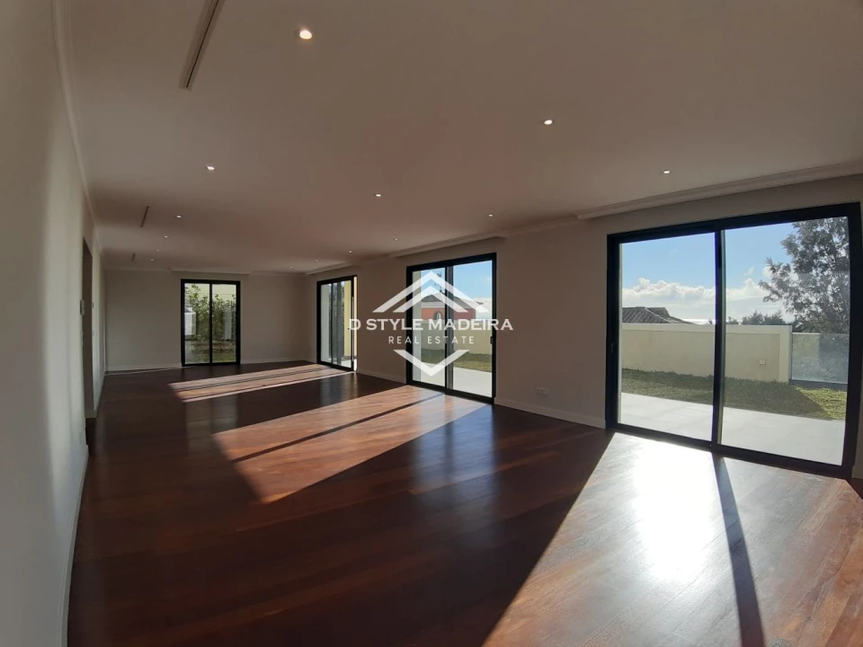 Moradia T3 para Venda em São Martinho Foto 20