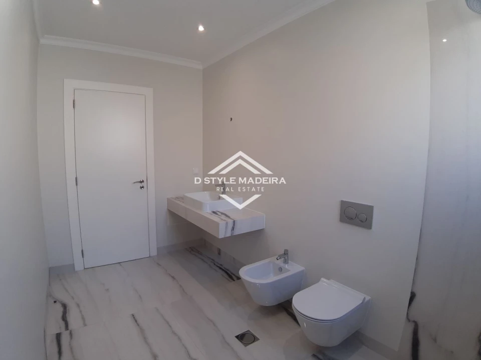 Moradia T3 para Venda em São Martinho Foto 45