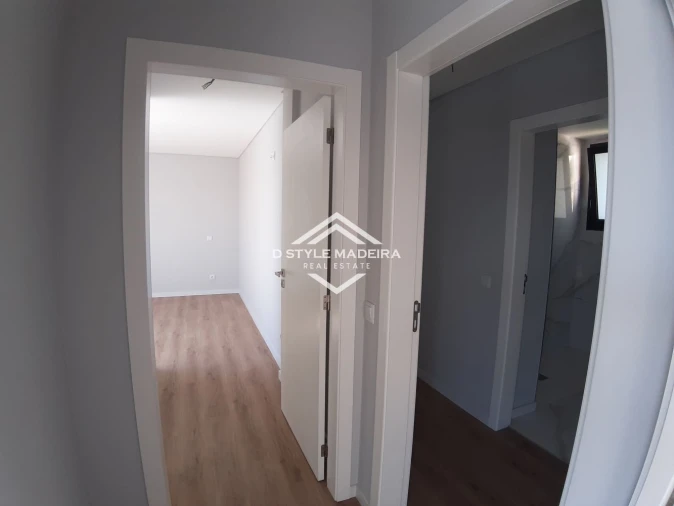 Apartamento T2 para Venda em Santo Antonio Foto 13