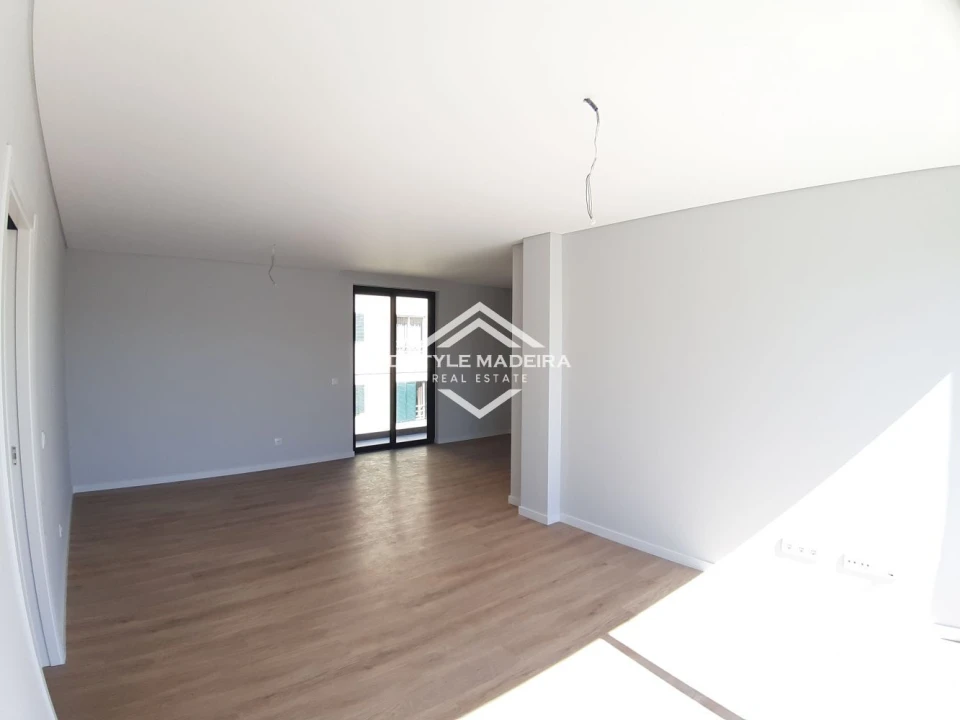 Apartamento T2 para Venda em Santo Antonio Foto 7
