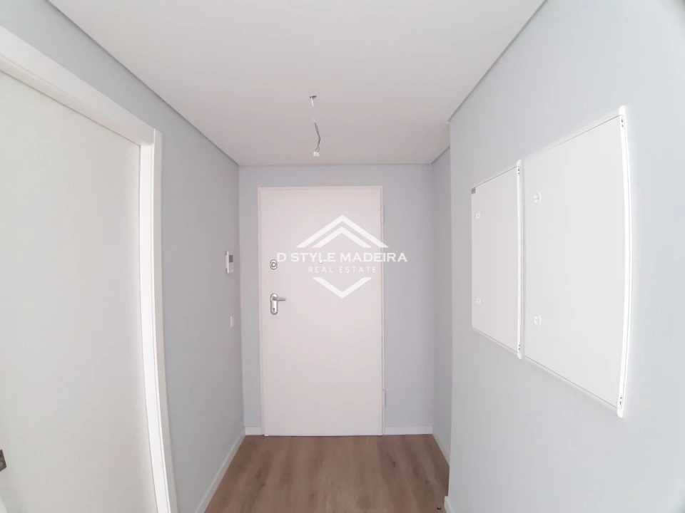 Apartamento T2 para Venda em Santo Antonio Foto 2