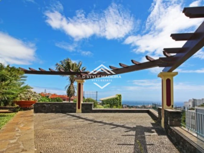 Moradia T6 para Venda em Santo Antonio Foto 23