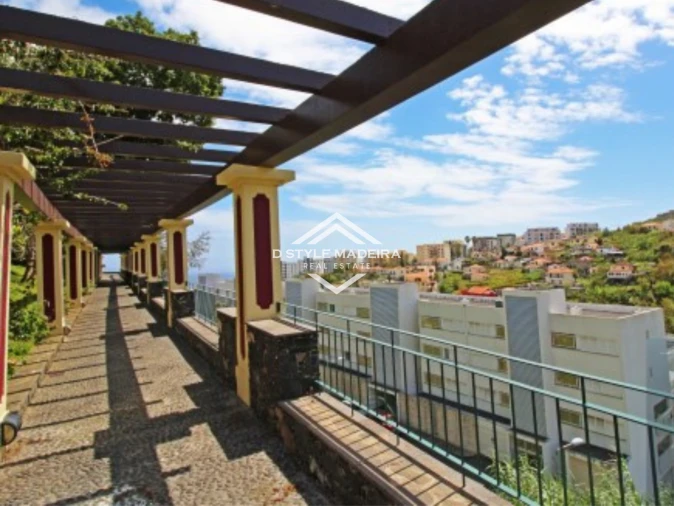 Moradia T6 para Venda em Santo Antonio Foto 24