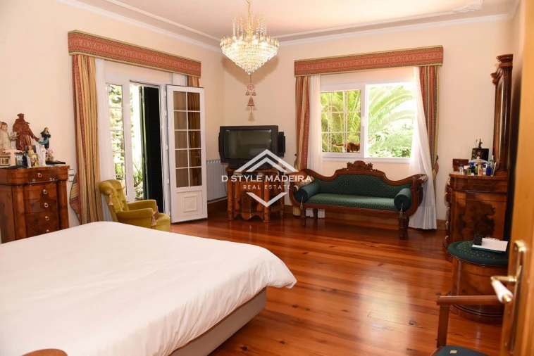 Moradia T6 para Venda em Santo Antonio Foto 15