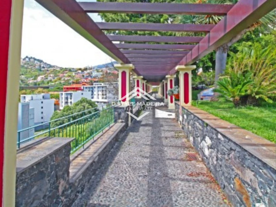 Moradia T6 para Venda em Santo Antonio Foto 25