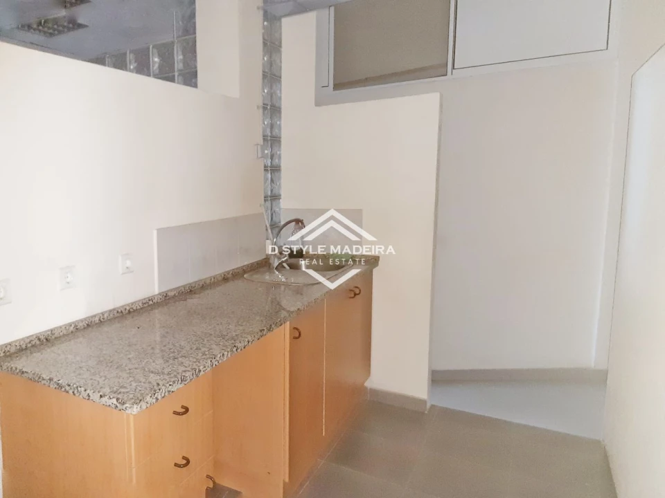 Loja para Venda em Funchal (Se) Foto 22