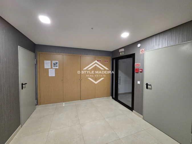 Apartamento T6 para Venda em Funchal (São Pedro) Foto 57