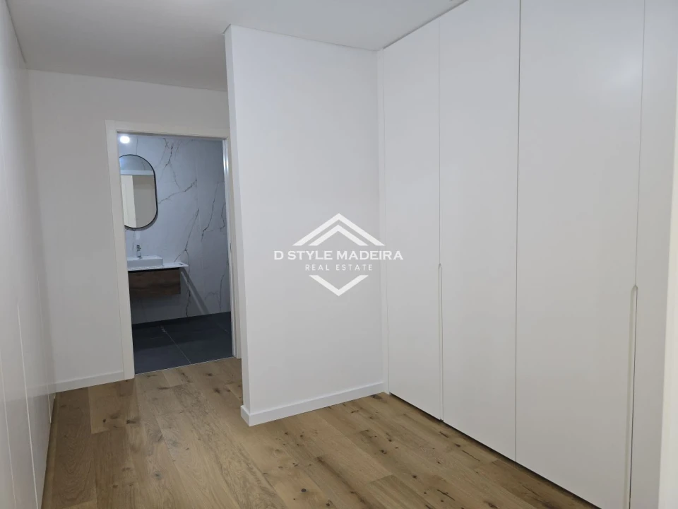 Apartamento T6 para Venda em Funchal (São Pedro) Foto 14