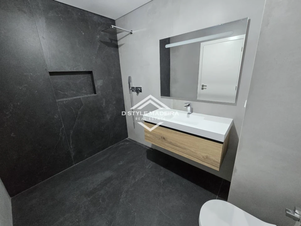 Apartamento T6 para Venda em Funchal (São Pedro) Foto 49