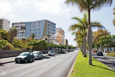 Apartamento T5 para Venda em São Martinho