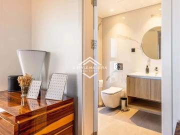 Apartamento T5 para Venda em São Martinho