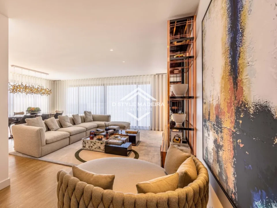 Apartamento T5 para Venda em São Martinho Foto 4