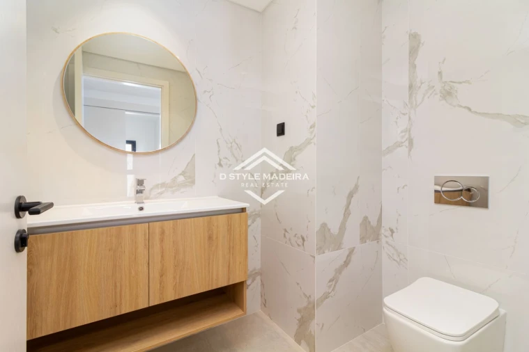 Apartamento T5 para Venda em São Martinho Foto 16