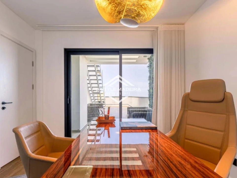 Apartamento T5 para Venda em São Martinho Foto 17