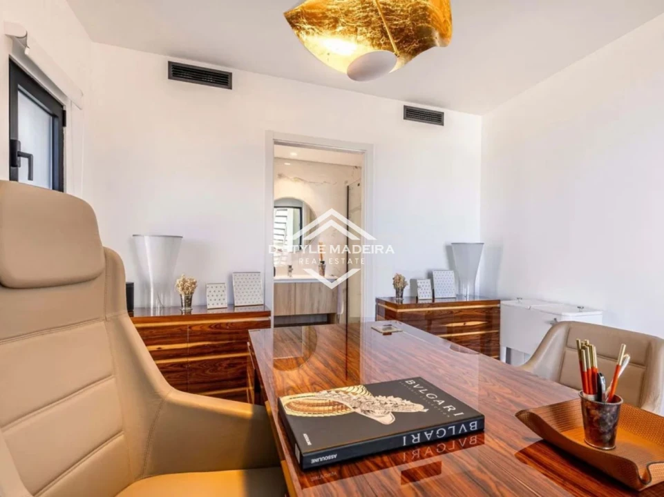 Apartamento T5 para Venda em São Martinho Foto 19
