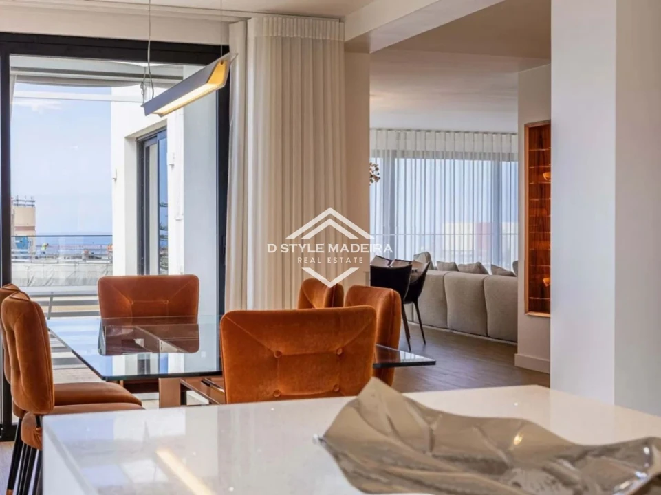 Apartamento T5 para Venda em São Martinho Foto 11