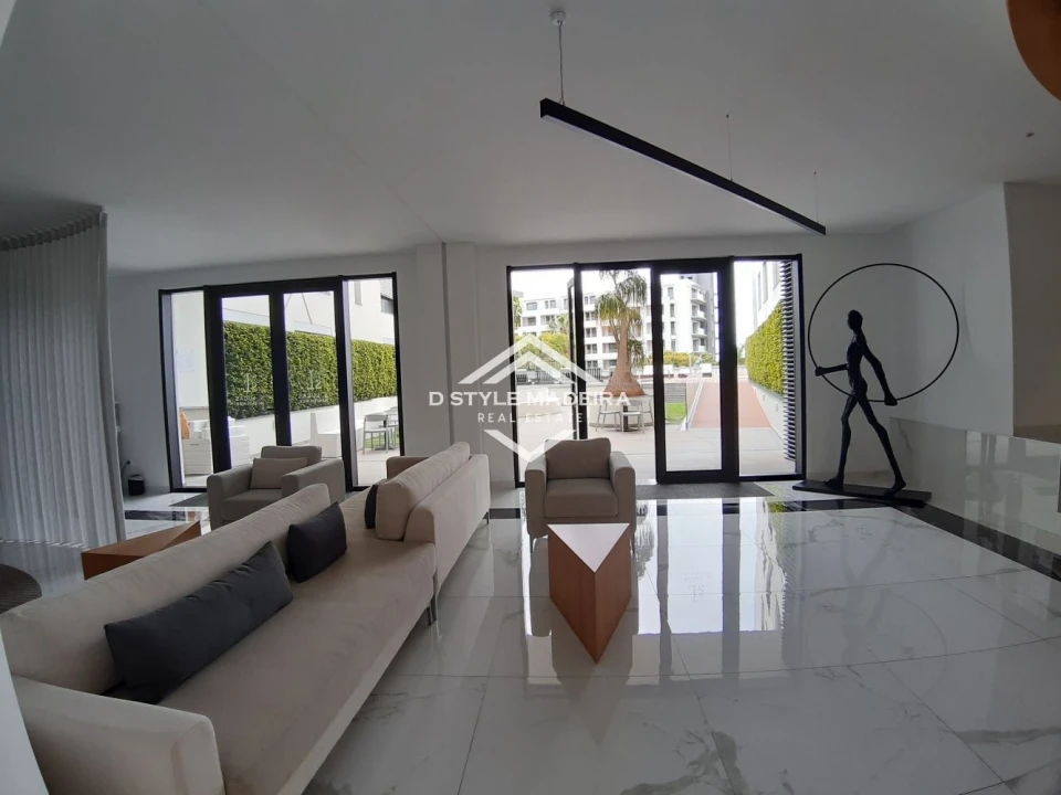 Apartamento T5 para Venda em São Martinho Foto 55