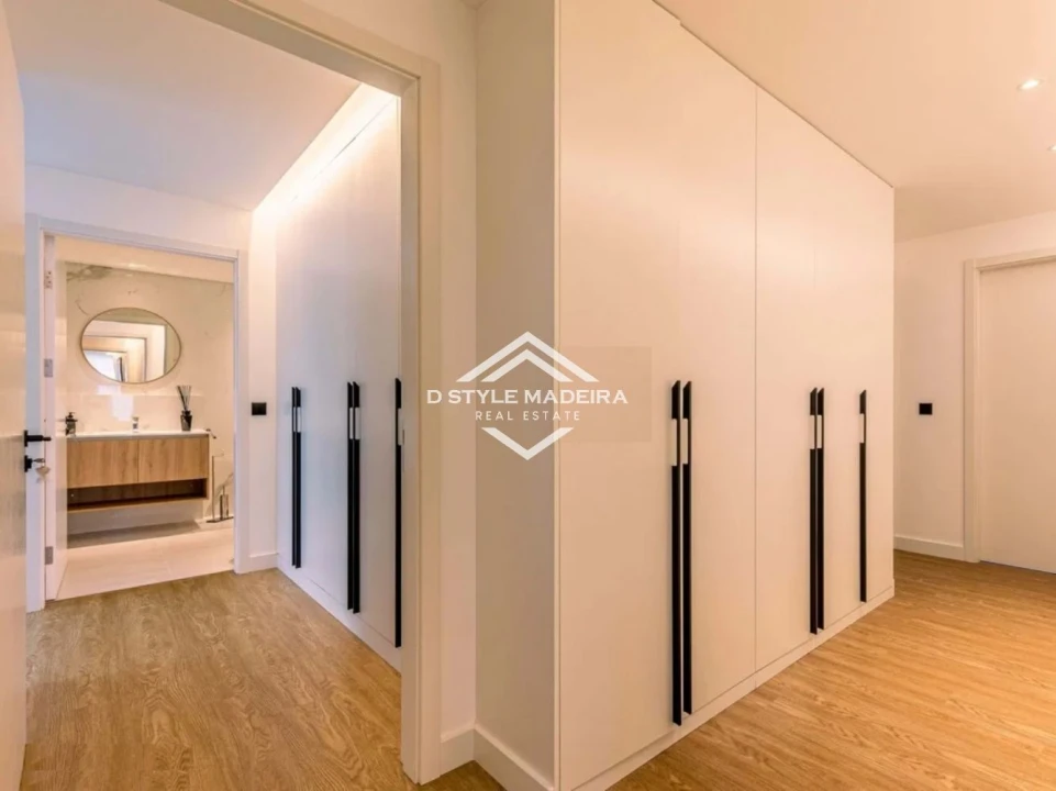 Apartamento T5 para Venda em São Martinho Foto 21