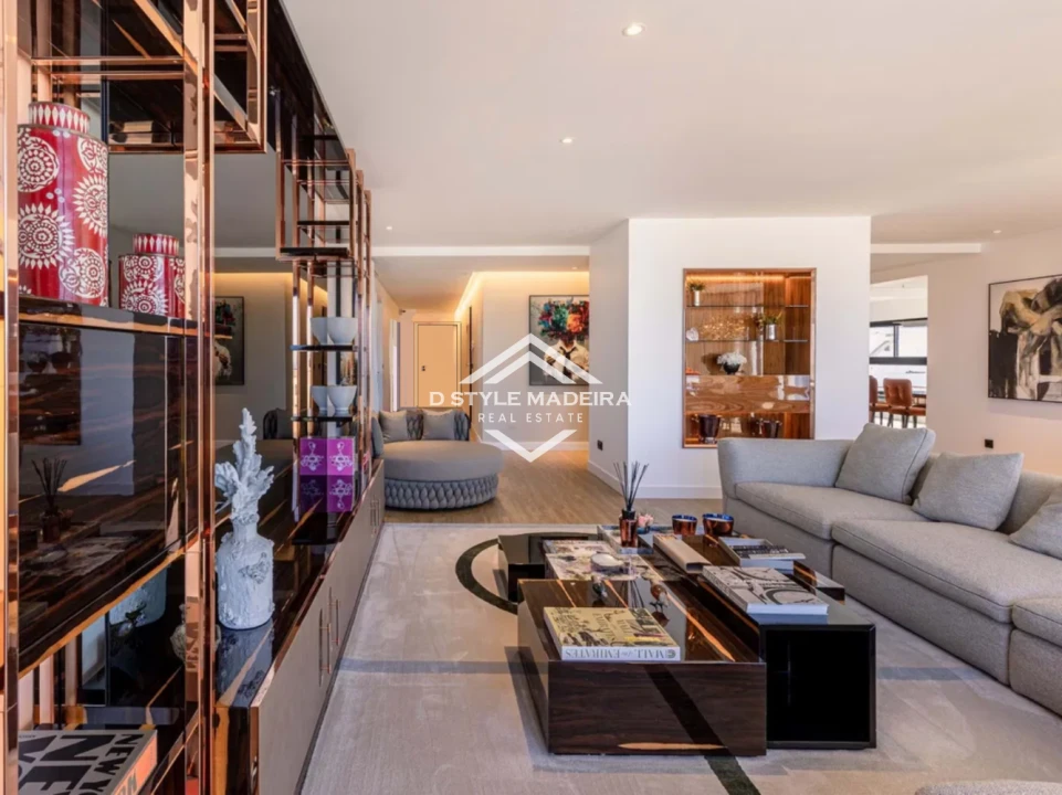 Apartamento T5 para Venda em São Martinho Foto 7