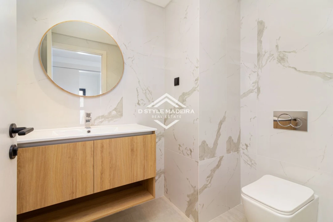 Apartamento T5 para Venda em São Martinho Foto 16