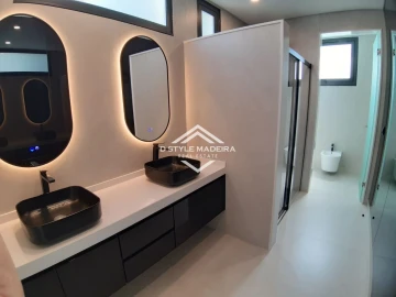 Moradia T3 para Venda em Arco da Calheta