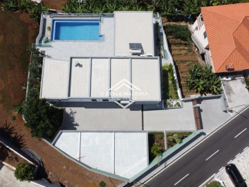 Moradia T3 para Venda em Arco da Calheta