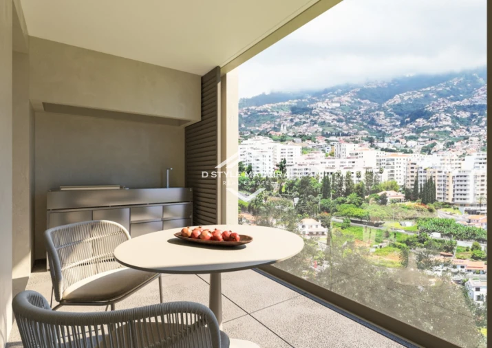 Apartamento T2 para Venda em São Martinho Foto 5