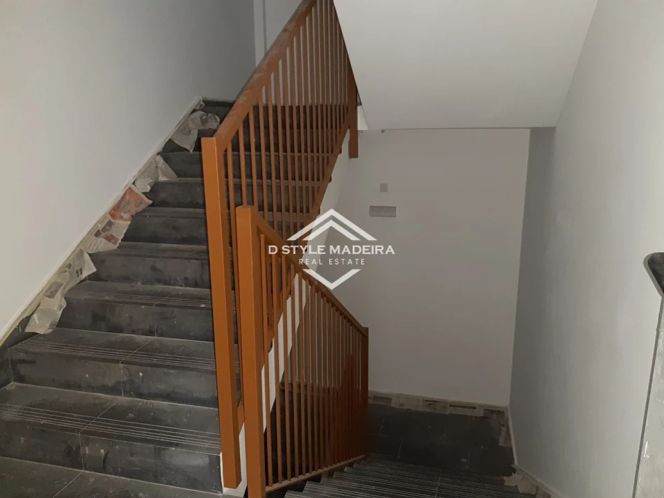 Apartamento T2 para Venda em São Martinho Foto 22