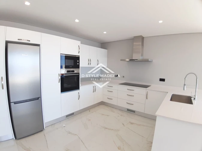 Apartamento T2 para Venda em São Martinho Foto 4