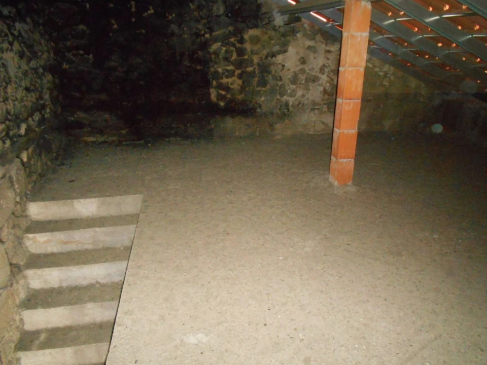 Quinta T0 para Venda em Figueiro da Granja Foto 11