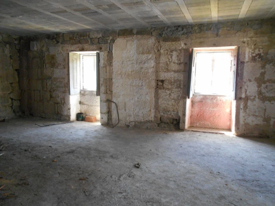 Quinta T0 para Venda em Figueiro da Granja Foto 13